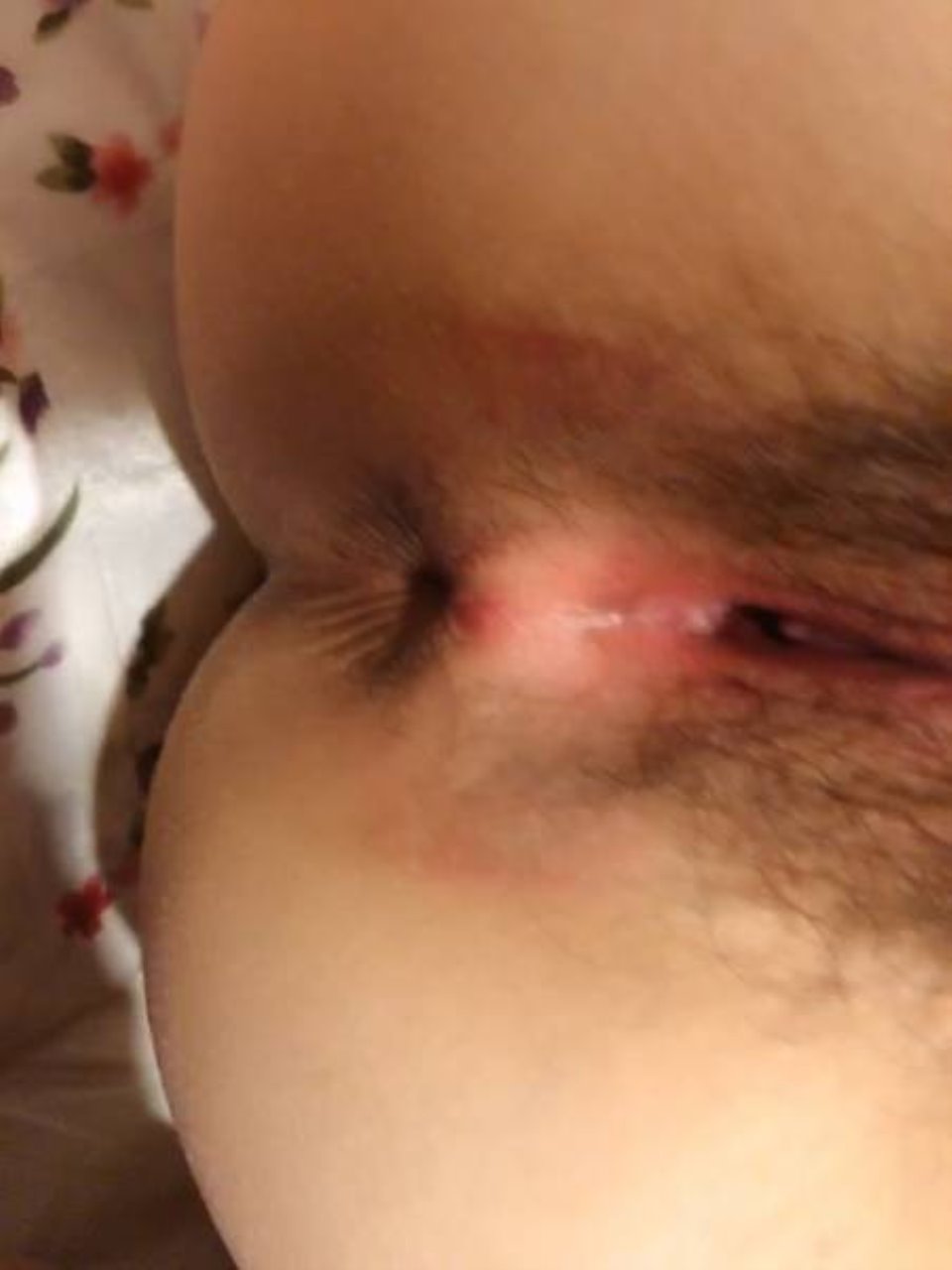 [美女] [视频分类] 小伙酒店约炮白嫩的美女实习生操翻她的小嫩鲍[1V 560M 百度盘]